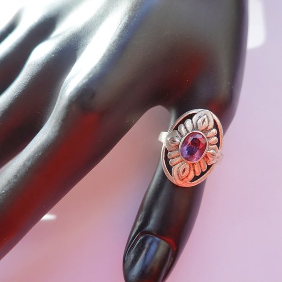 GENUINE PURPLE AMETHYST STERLING SILVER ANTIQUE ART NOUVEAU RING SIZE 8.5 - Picture 1 of 2